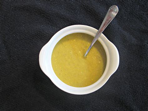 cream-of-brussels-sprout-soup-jewish-food image