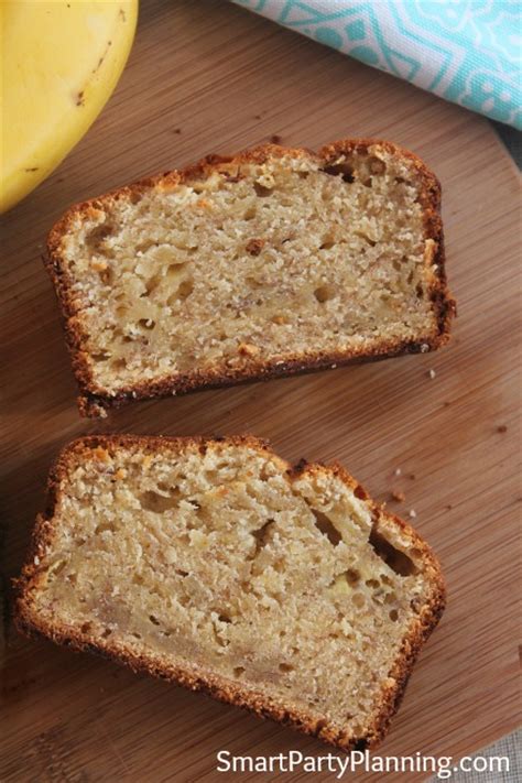 the-most-amazing-easy-moist-banana-bread image