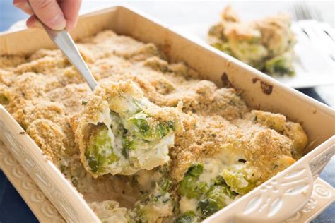 easy-cheesy-brussels-sprouts-gratin-cutco image