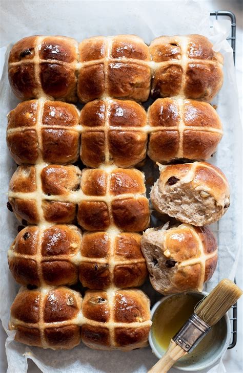 honey-butter-hot-cross-buns-bibbyskitchen image