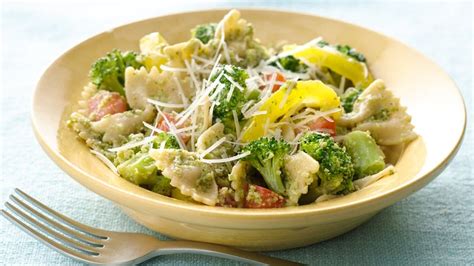 bowties-with-broccoli-pesto-recipe-pillsburycom image