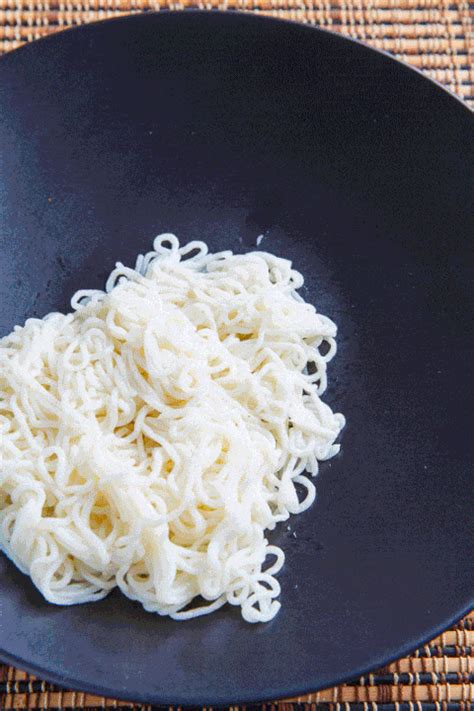 20-easy-shirataki-noodle-recipes-best-low-carb-pasta image