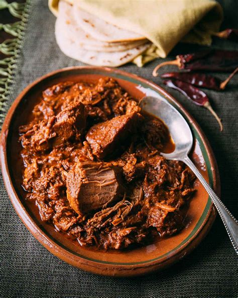 braised-pork-in-red-chile-sauce-leites-culinaria image