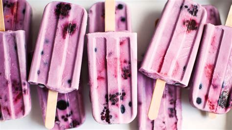 33-blackberry-recipes-for-summers-best-desserts-drinks image