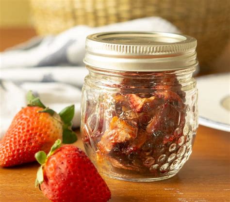 chewy-oven-dried-strawberries-hearts-content image