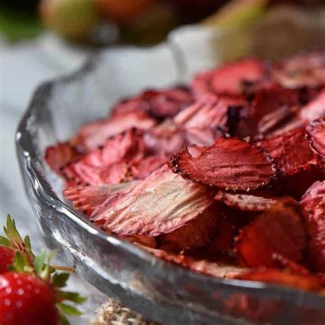 oven-dried-strawberries-a-healthy-chip-alternative image