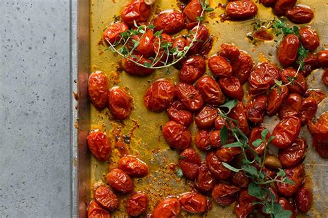 roasted-grape-tomatoes-with-oregano-and-thyme image