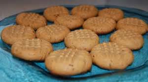 peanut-butter-flaxseed-cookies-carb-light-living image