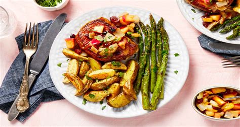 pork-chops-with-apple-cranberry-sauce-recipe-hellofresh image
