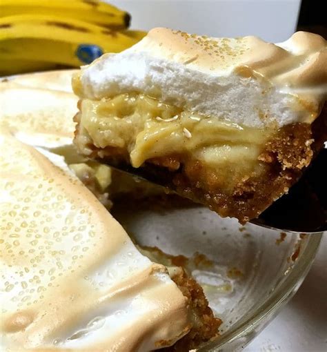 easy-homemade-banana-pudding-pie image