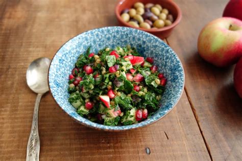 wheat-berry-tabouli-salad-recipe-with-autumn-fruits image