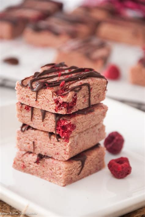 healthy-chocolate-raspberry-protein-bars image