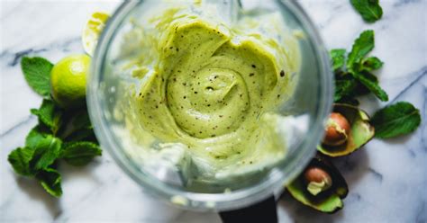 avocado-recipes-36-smoothies-salads-breakfasts image