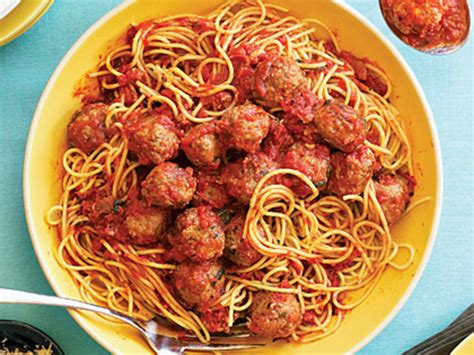 campaniles-spaghetti-meatballs-in-red-sauce image