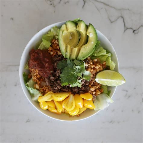 healthy-taco-salad-grain-free-styled-by-kasey image