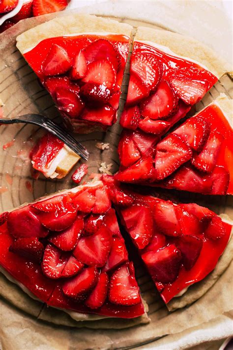 glazed-strawberry-pizza-butternut-bakery image