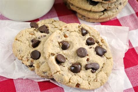 mrs-fields-chocolate-chip-cookie-recipe-food-fanatic image