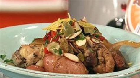 slow-cooker-meal-spanish-style-chicken-rachael-ray image
