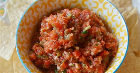 sarahs-famous-salsa-recipe-today image