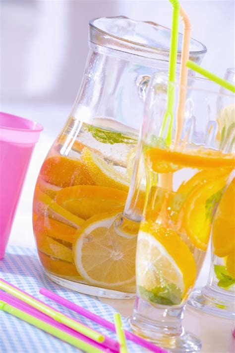 sparkling-citrus-cooler-recipe-eat-smarter-usa image