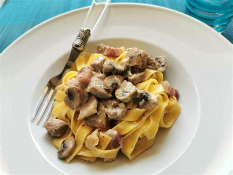 creamy-pork-fillet-tagliatelle-alla-castellana-the-pasta image