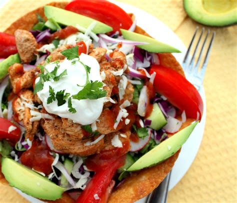 crispy-tortilla-bowl-taco-salad-coupon-clipping-cook image