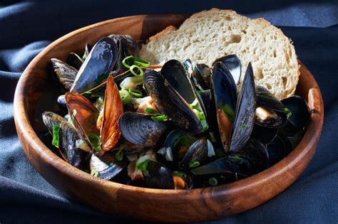 best-beer-and-bacon-mussels-recipes-food-network image