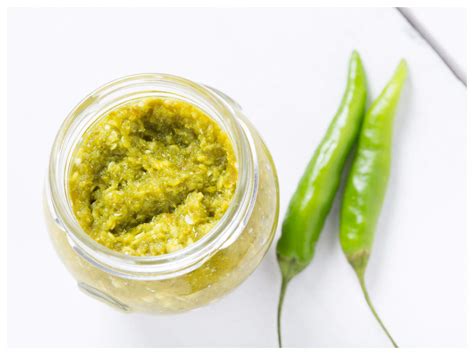 green-chilli-sauce-recipe-how-to-make-green-chilli image