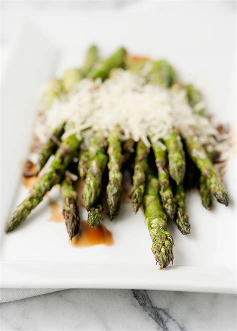 how-to-make-perfect-grilled-asparagus-baked-bree image