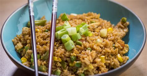 fast-and-flavorful-fried-rice-12-tomatoes image
