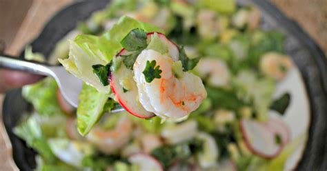 keto-shrimp-and-avocado-salad-hip2keto image