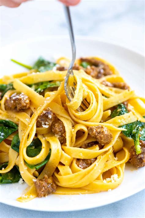 sausage-and-spinach-fettuccine-alfredo-recipe-inspired image