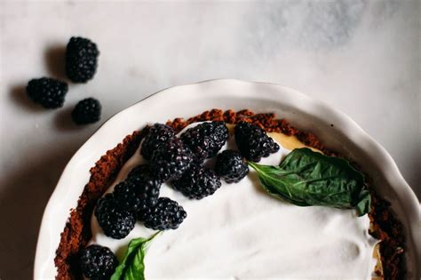 easy-peasy-lemon-squeezy-pie-with-sugared-blackberries image