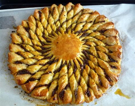 tarte-soleil-puff-pastry-sun-tart-everyday-healthy image