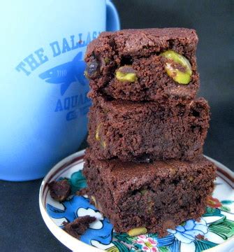 what-kind-of-nuts-can-i-use-in-brownies-baking-bites image