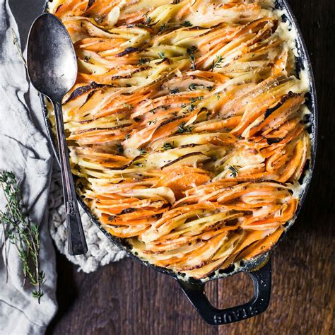 root-vegetable-gratin-with-gruyere-and-thyme-sur-la image