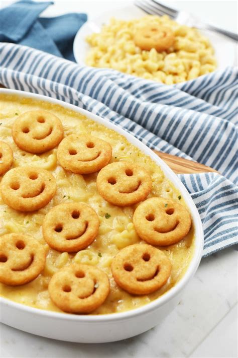 baked-mac-cheese-with-potato-smiles-topping-savvy image