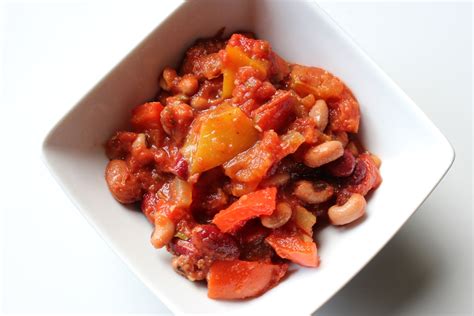 slow-cooker-five-bean-vegetarian-chilli image