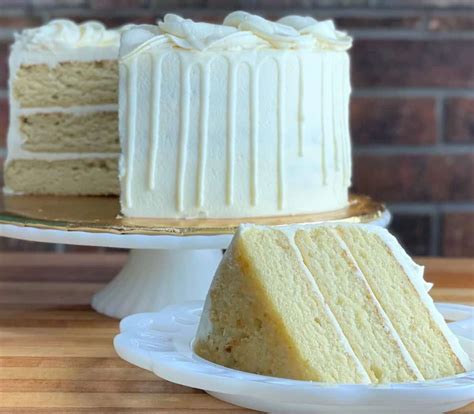 moist-vanilla-almond-cake-with-creamy-vanilla-buttercream image