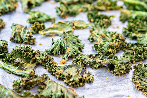 easy-cheesy-kale-chips-recipe-so-good-good-life-eats image