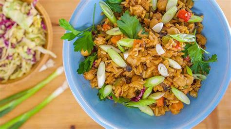 budget-friendly-chickpea-fried-rice-rachael-ray-show image