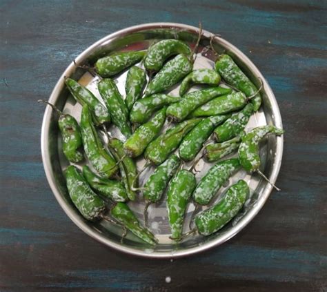 how-to-make-sun-dried-curd-chilies-mor-milagai image