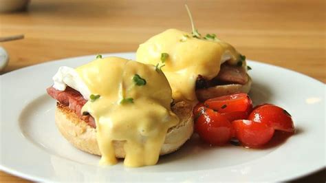 recipe-quick-and-easy-hollandaise-for-your-springtime image