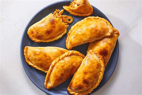 empanadas-de-pollo-chicken-empanadas-recipe-the image