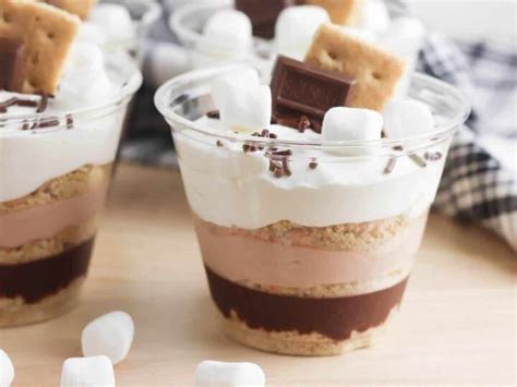 easy-smores-pudding-cups-a-refreshing-sweet-treat image