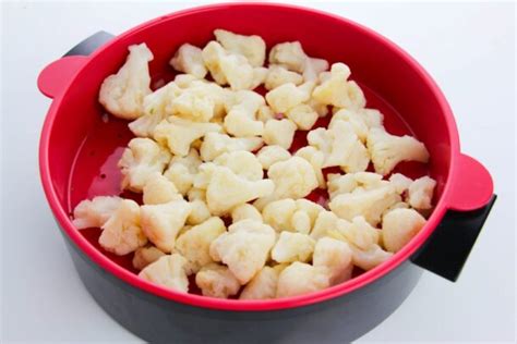 easiest-creamy-cauliflower-dip-recipe-just-4-ingredients image