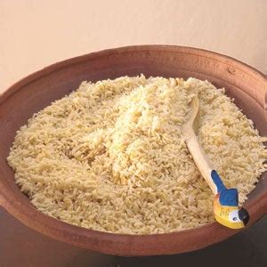 sauteed-rice-arroz-brasileiro-saveur image