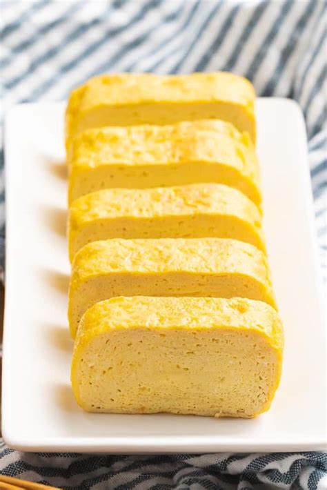 tamagoyaki-japanese-rolled-omelet-drive-me-hungry image