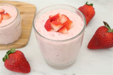 strawberry-mousse-cups-recipe-ehow image