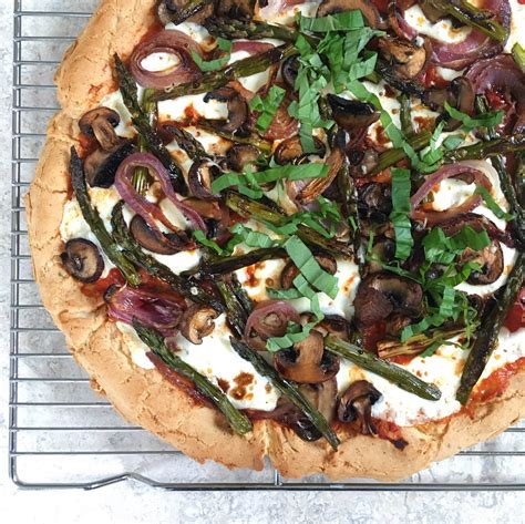 roasted-veggie-pizza-drizzled-with-balsamic-vinaigrette image